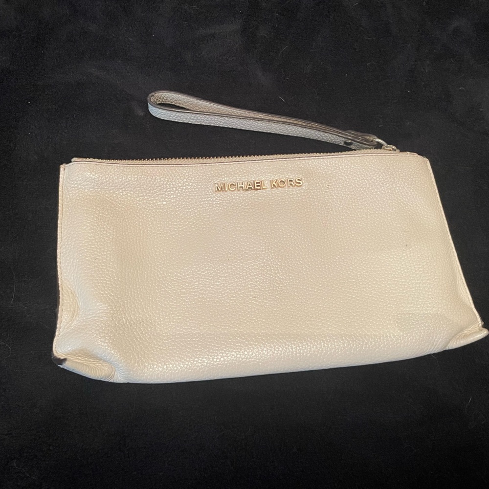 Michael Kors Wristlet